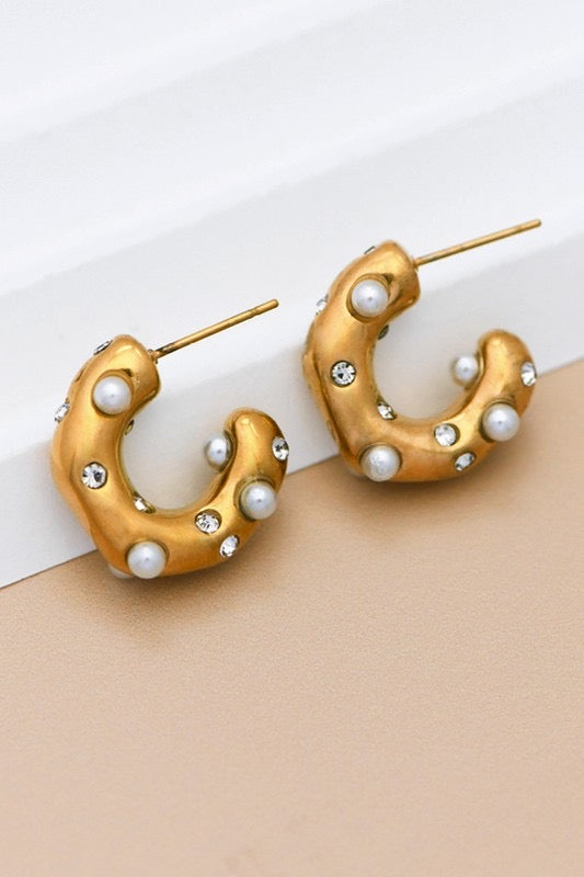 Diamond & pearl studded hoop earrings