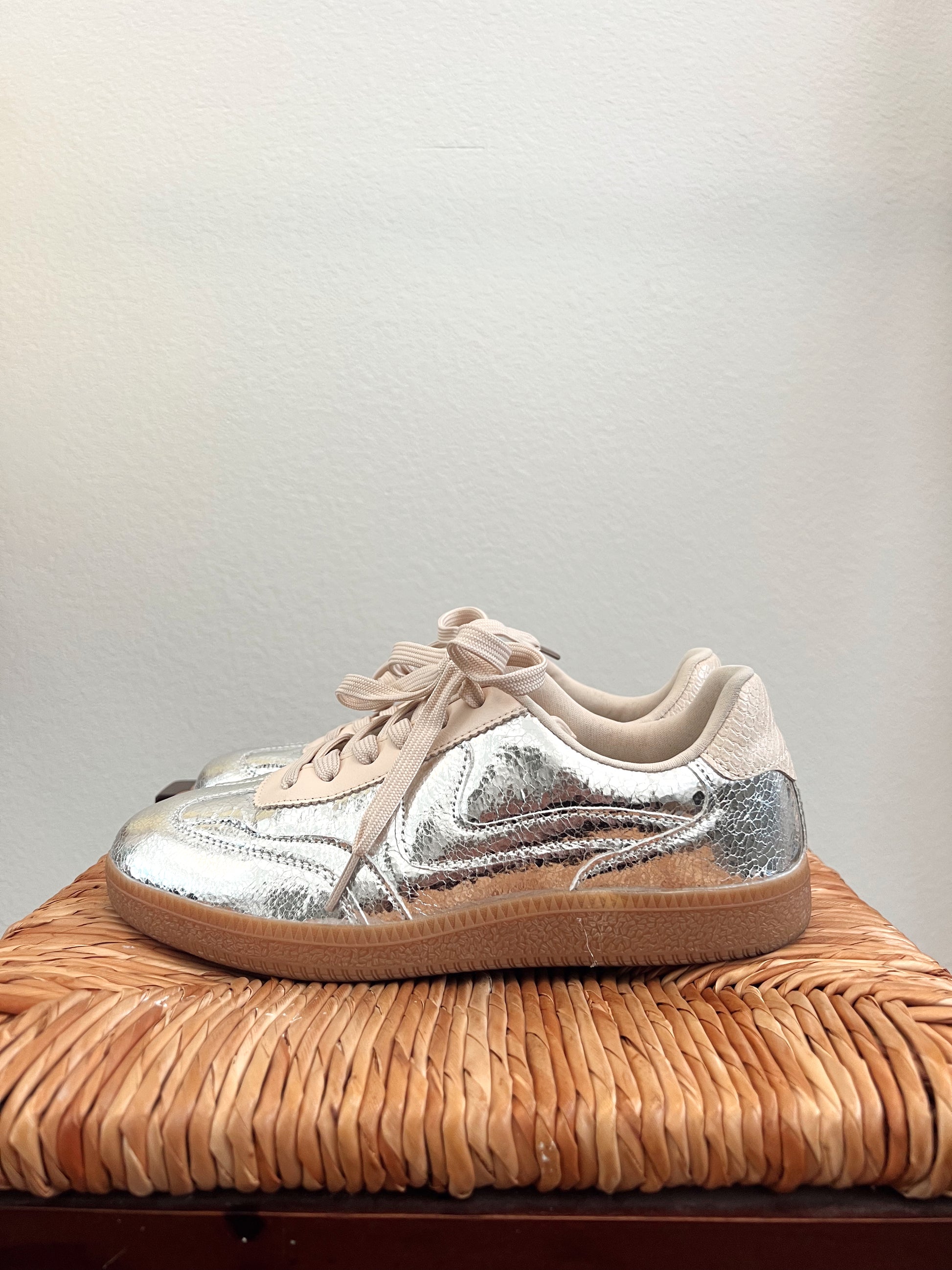 Metallic_Silver_Women_Sneakers