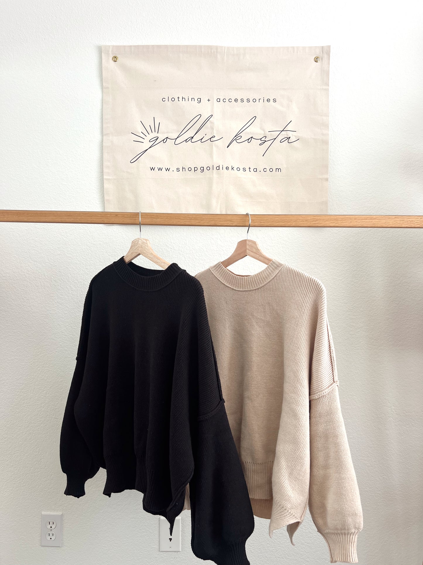 black ecru balloon sleeve oversized sweater